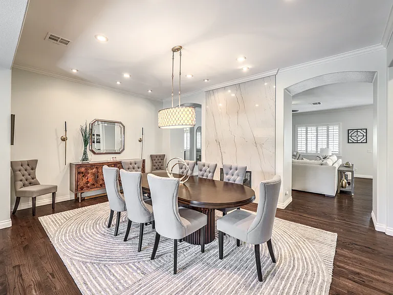 7166 Frontier Hills Ave — Photo 5