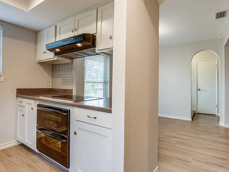 1308 Grinnell Dr — Photo 11