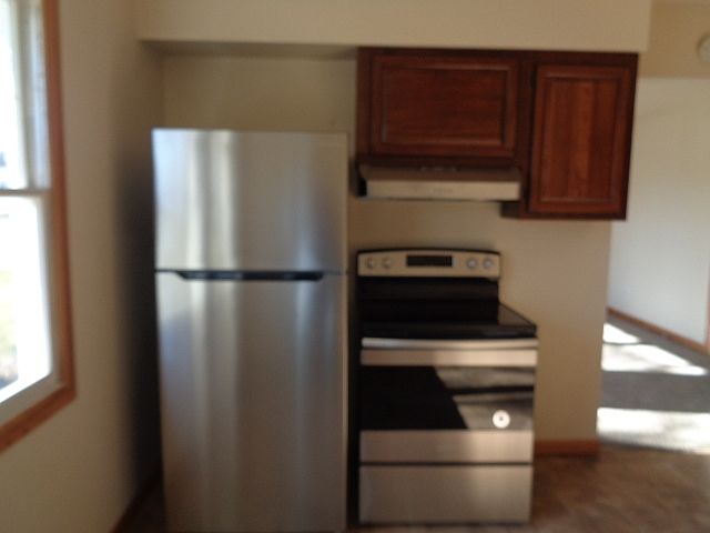 2nd image of 225 Penrose Dr