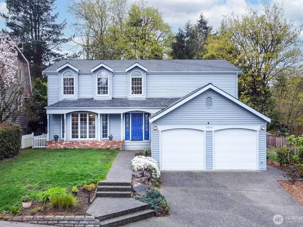 4220 NE 169th Court, Lake Forest Park, WA 98155