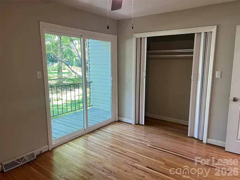 407 S Chester St #14 — Photo 10