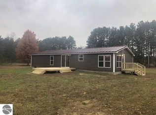 6213 W 8th Rd, Mesick, MI 49668