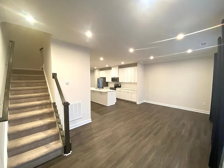 1412 Excelsior Grand Ave — Photo 25