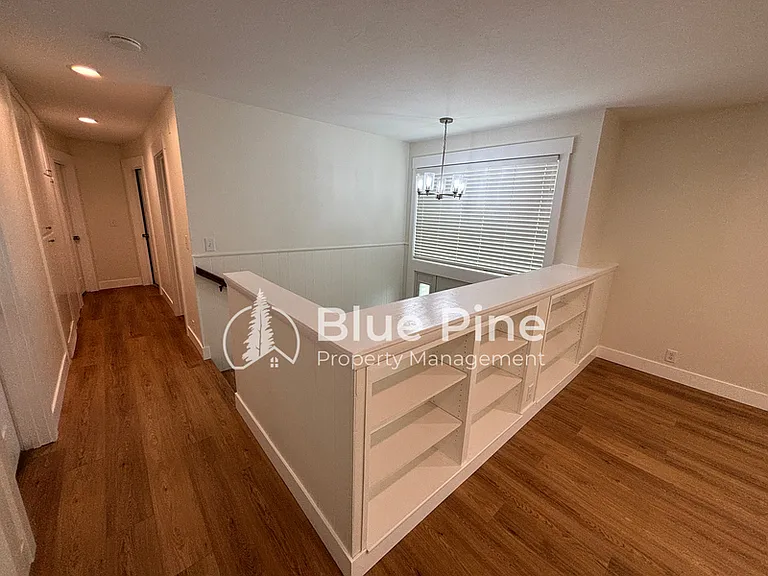 351 Yale Ave — Photo 24