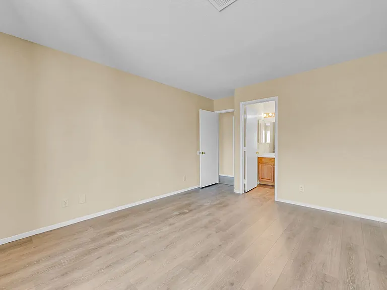 4814 Spring Falls Way — Photo 33