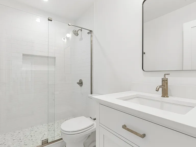 8 Powers Dr — Photo 20