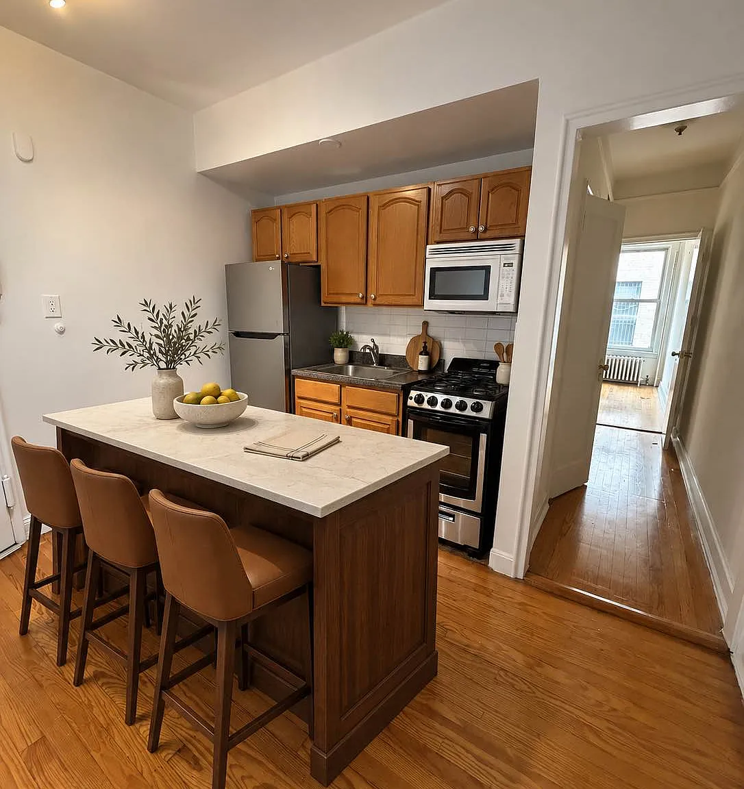 348 West 45th Street — Photo 2