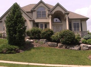 15 Spring Wood Dr, Allentown, PA 18104