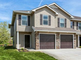 9304 N Main St, Kansas City, MO 64155