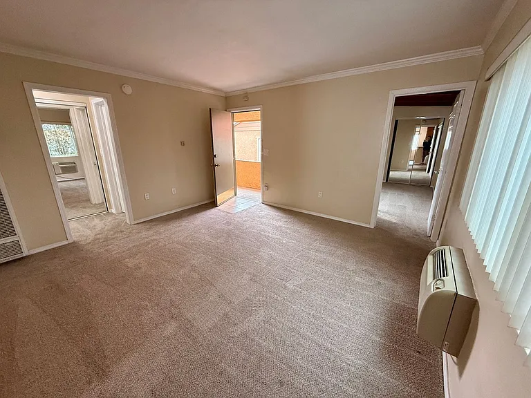 4109 Louisiana St — Photo 4
