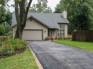 1110 W Highland Ave, Elgin, IL 60123