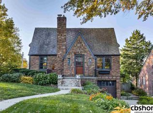 5001 Parker St, Omaha, NE 68104