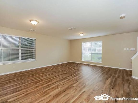 4th image of 3504 Sherman Dr