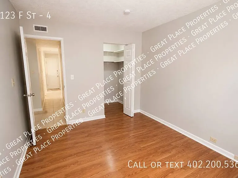 1123 F St #4 — Photo 8