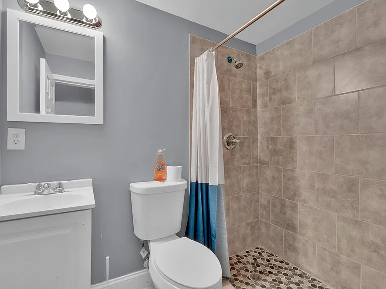 2617 E Preston St — Photo 16