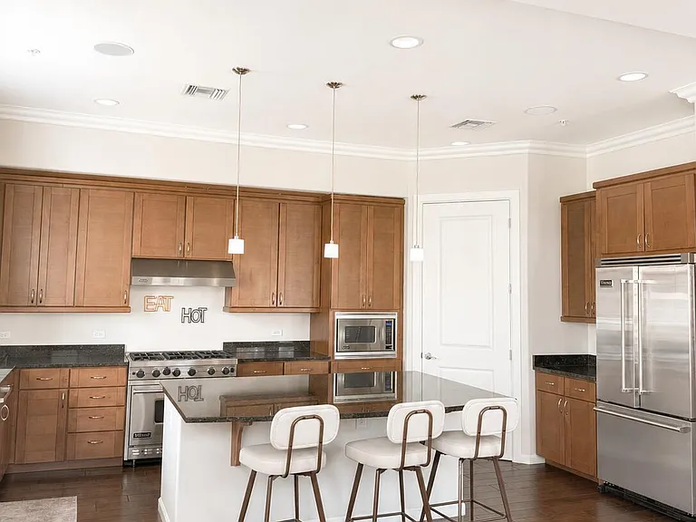 7275 N Scottsdale Rd #1019 — Photo 2
