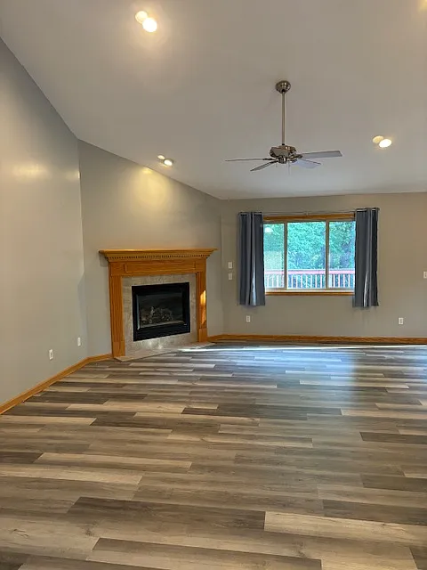 3 bed, 2.5 bath, 1900 sqft, $2,750 — Photo 3
