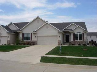 2703 Feather Run Trl, Cedar Falls, IA 50613