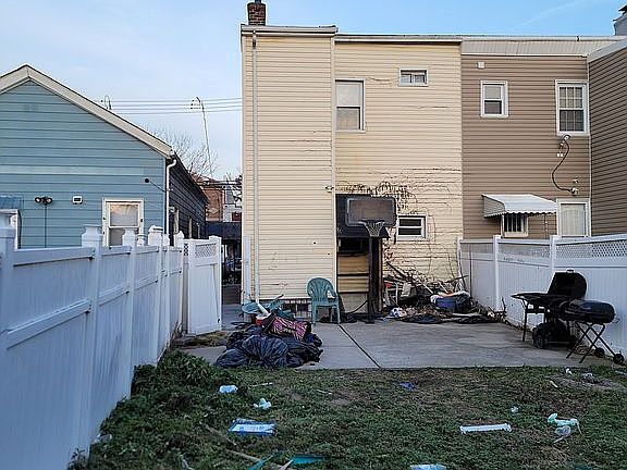 3rd image of 10614 154th St
