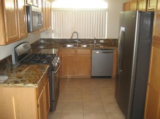 8017 Pottery Creek Dr, Las Vegas, NV 89128