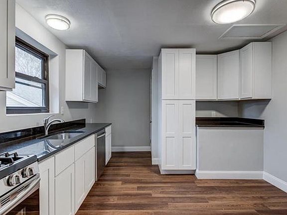 5th image of 1419 Louisville Ave