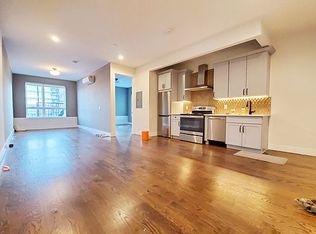 56 Greenpoint Ave #4C, Brooklyn, NY 11222
