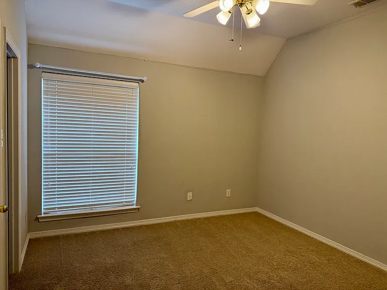 4309 Wingren Dr — Photo 11