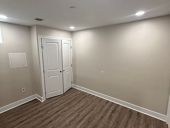 4th image of 1916 W Girard Ave APT 1
