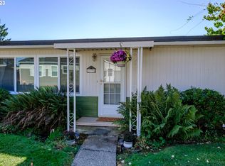 450 SE Lacreole Dr UNIT 47, Dallas, OR