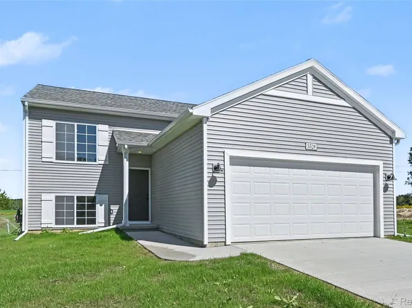 5528 Lahring Rd, Linden, MI 48451