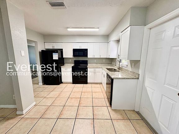 5th image of 7121 Flounder Dr