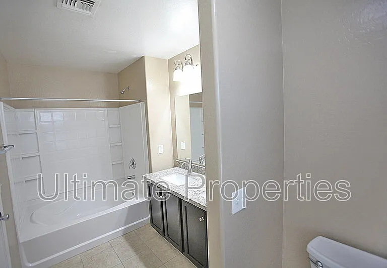 17010 N 184th Ln — Photo 15