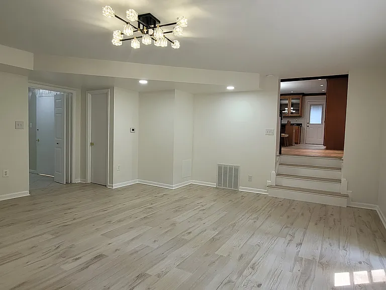 12812 Bluet Ln — Photo 10