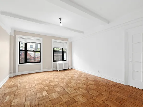 41 West 82nd Street 6A image 2 of 16