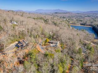 599 Sunrise Ridge Rd, Spruce Pine, NC 28777