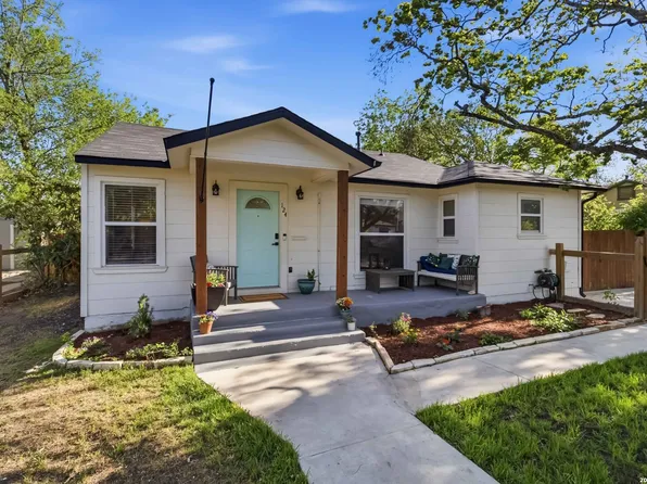 124 Bryn Mawr, San Antonio, TX 78209