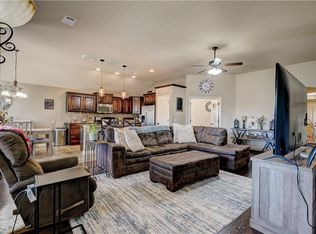 440 Scully Rd, Yukon, OK 73099