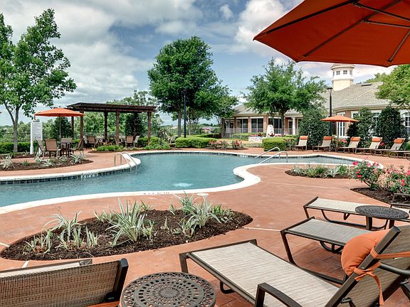 Colonial Grand at Onion Creek Apartment Rentals Austin