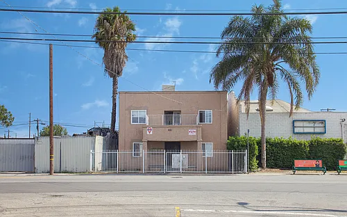 1010 E Anaheim St Photo 1