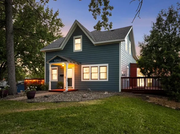 1212 Olive St W, Stillwater, MN 55082