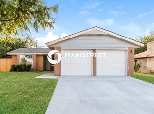 8917 S Hillcrest Dr, Oklahoma City, OK 73159