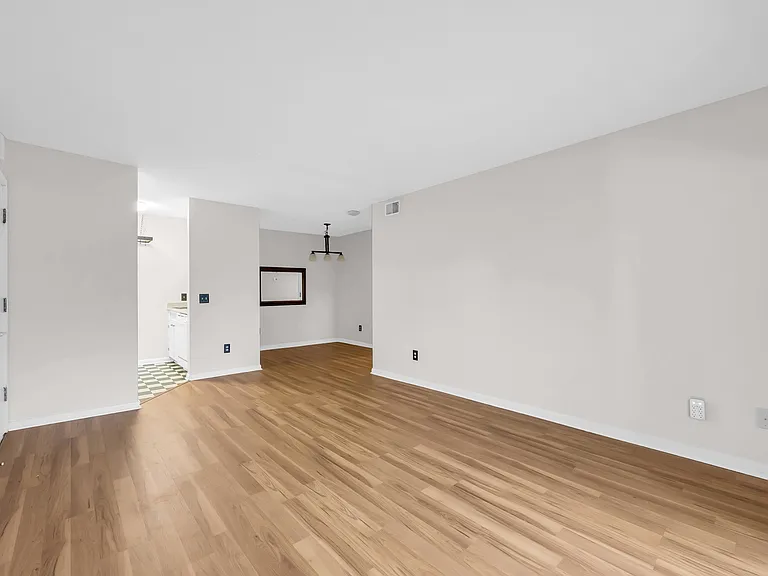 435 Salt Marsh Cir #19F — Photo 8