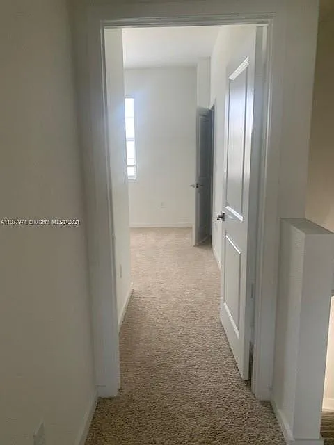 484 NE 5th Ter