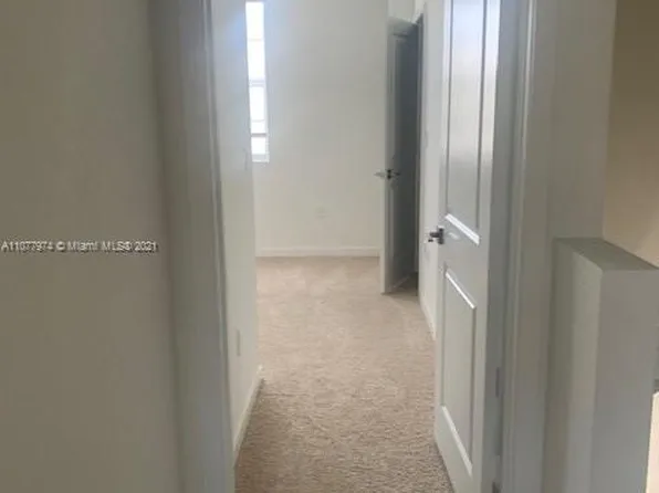 484 NE 5th Ter, Florida City, FL 33034