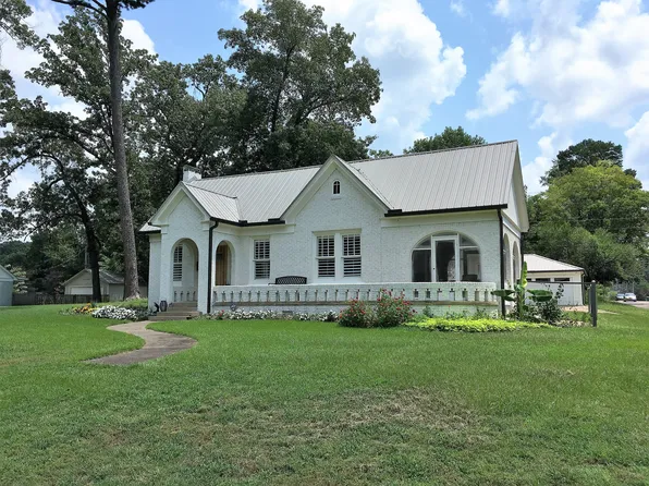 3304 Wood St, Texarkana, TX 75503