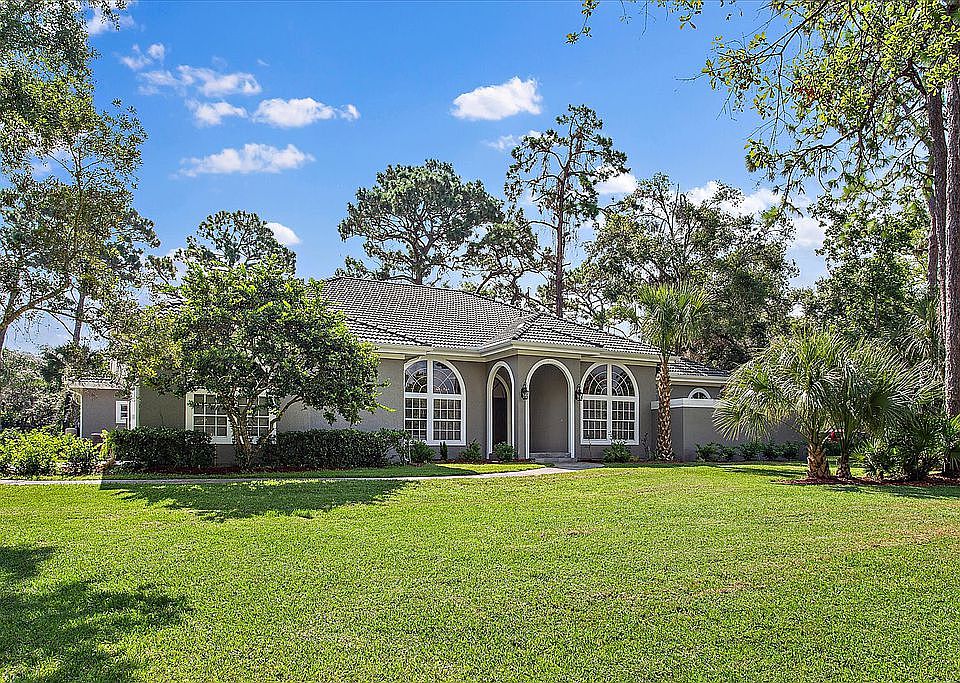 1st image of 183 Vista Oak Dr