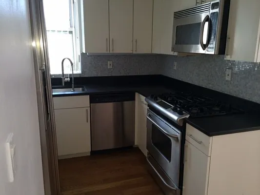 Rented by Corcoran | media 30