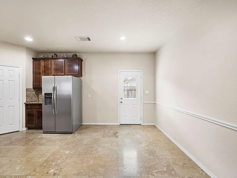 18319 Hillingdon Ln — Photo 12