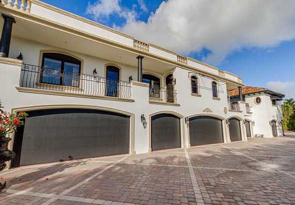 Home For Sale In Hypoluxo Island