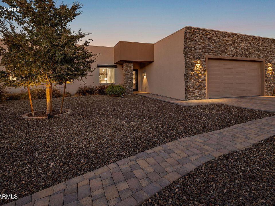 1st image of 15848 E PALOMINO Boulevard